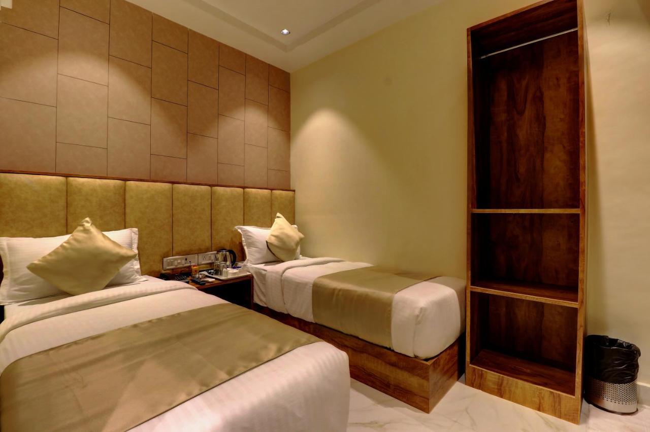 Hotel Amber Suite Near Mumbai Airport Eksteriør billede